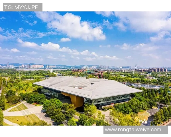 章明基的创新之路：从传统到现代的科技转型与发展探索