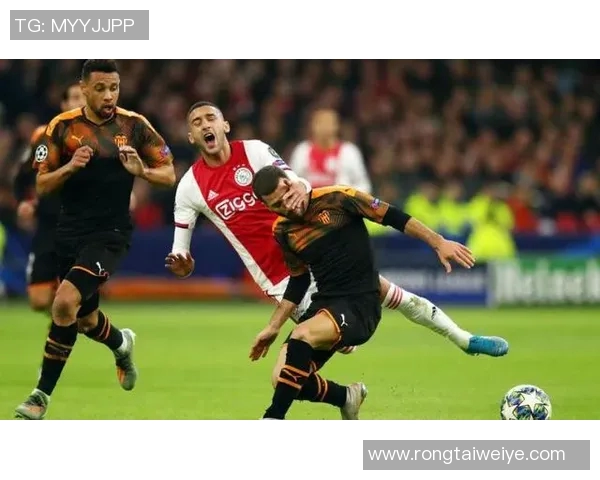 不来梅与瓦伦西亚的较量谁能在欧战中笑到最后