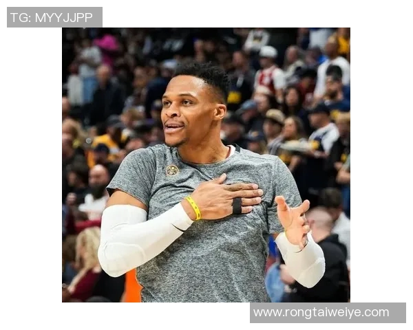 勇士大将受伤缺阵,客场不敌快船遭遇两连败:球队未来何去何从? 勇士大将受伤缺阵,客场不敌快船遭遇两连败:球队未来何去何从?