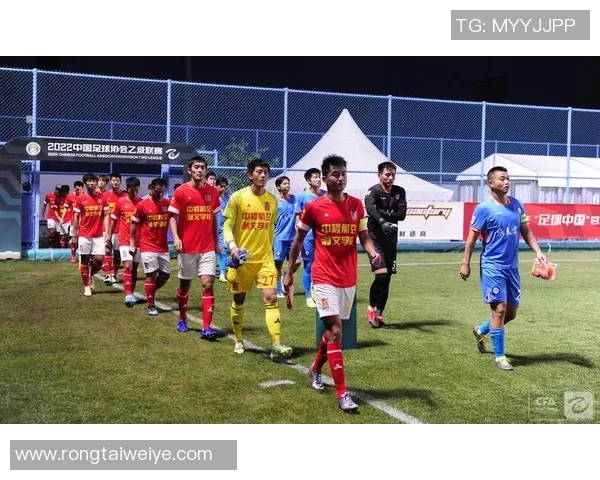 近期中国足球比赛现场直播精彩回顾与分析球迷热情高涨赛事亮点不容错过