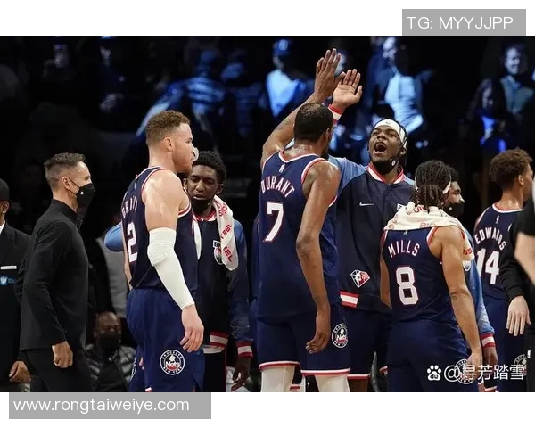 雷霆与魔术在NBA夏季联赛中激战正酣新星表现引人瞩目